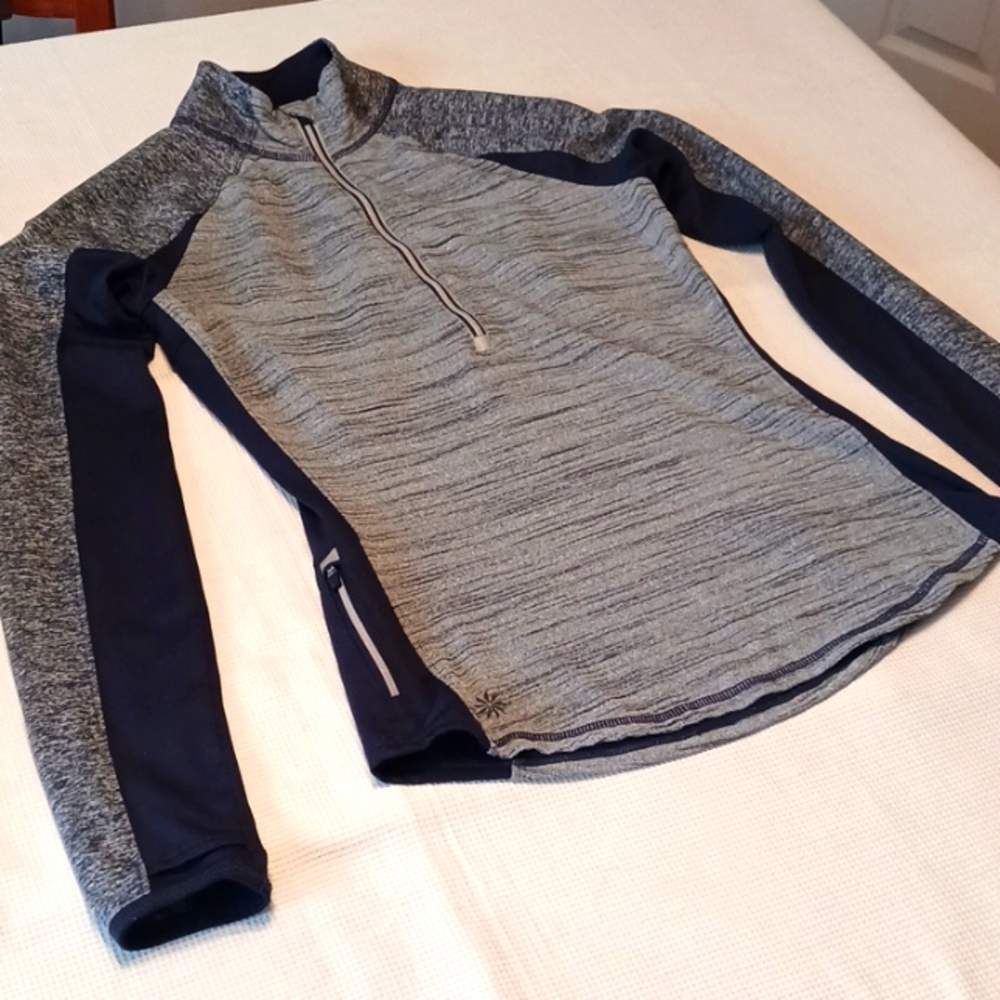 Athleta sports top